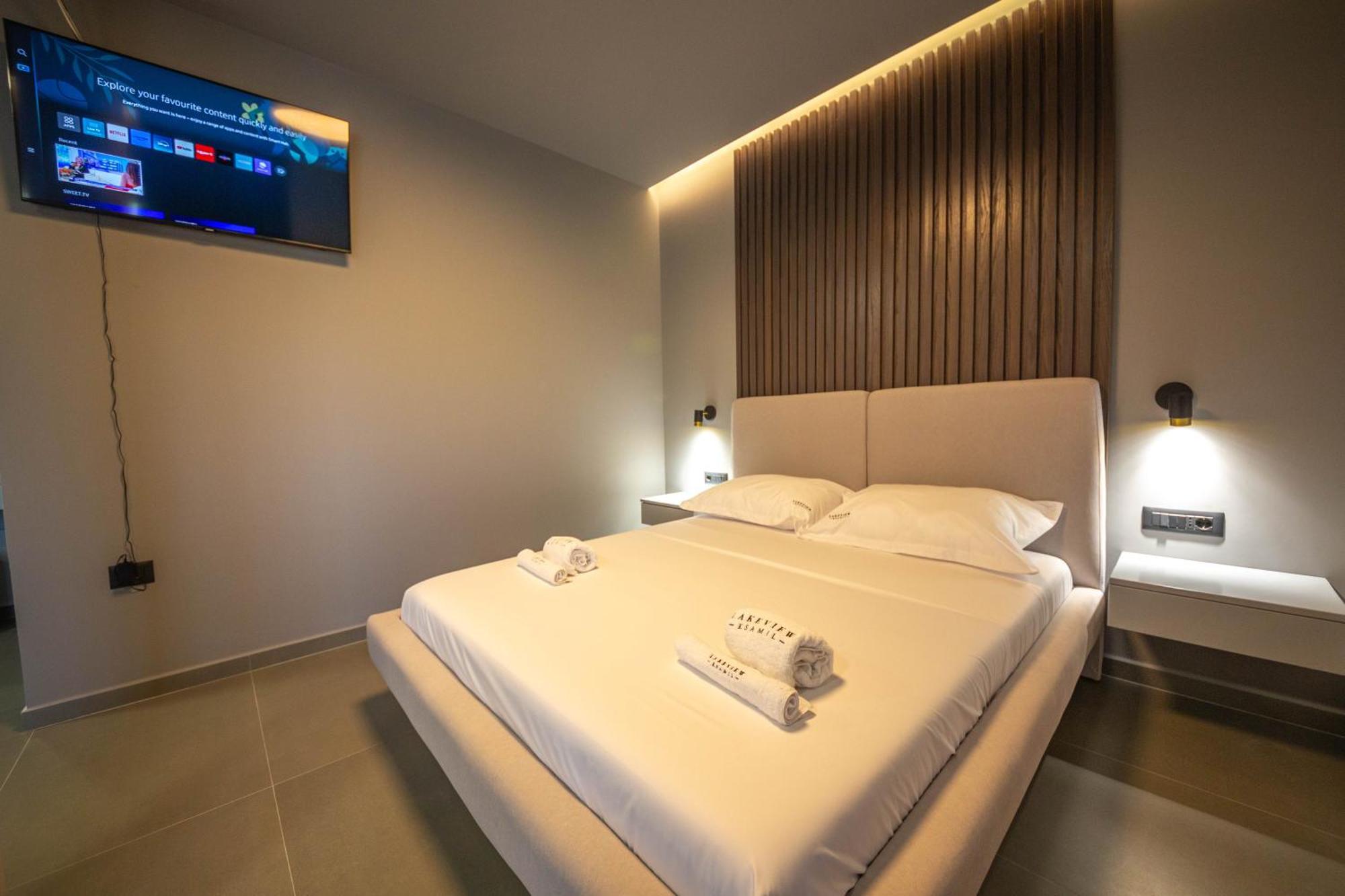 Lake View Rooms Ksamil Eksteriør bilde
