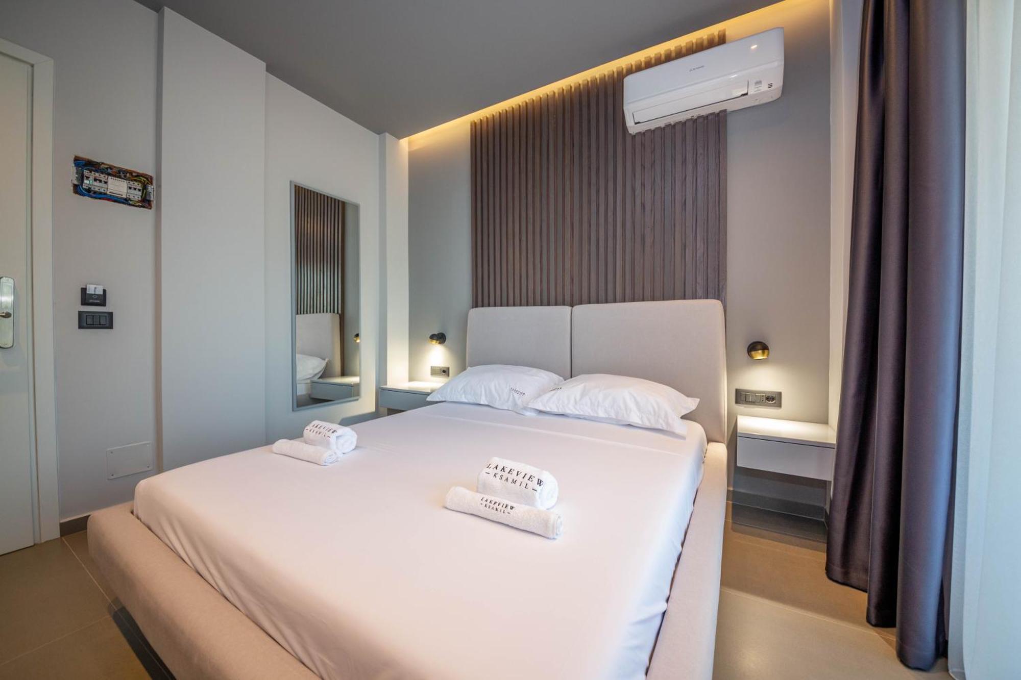 Lake View Rooms Ksamil Eksteriør bilde