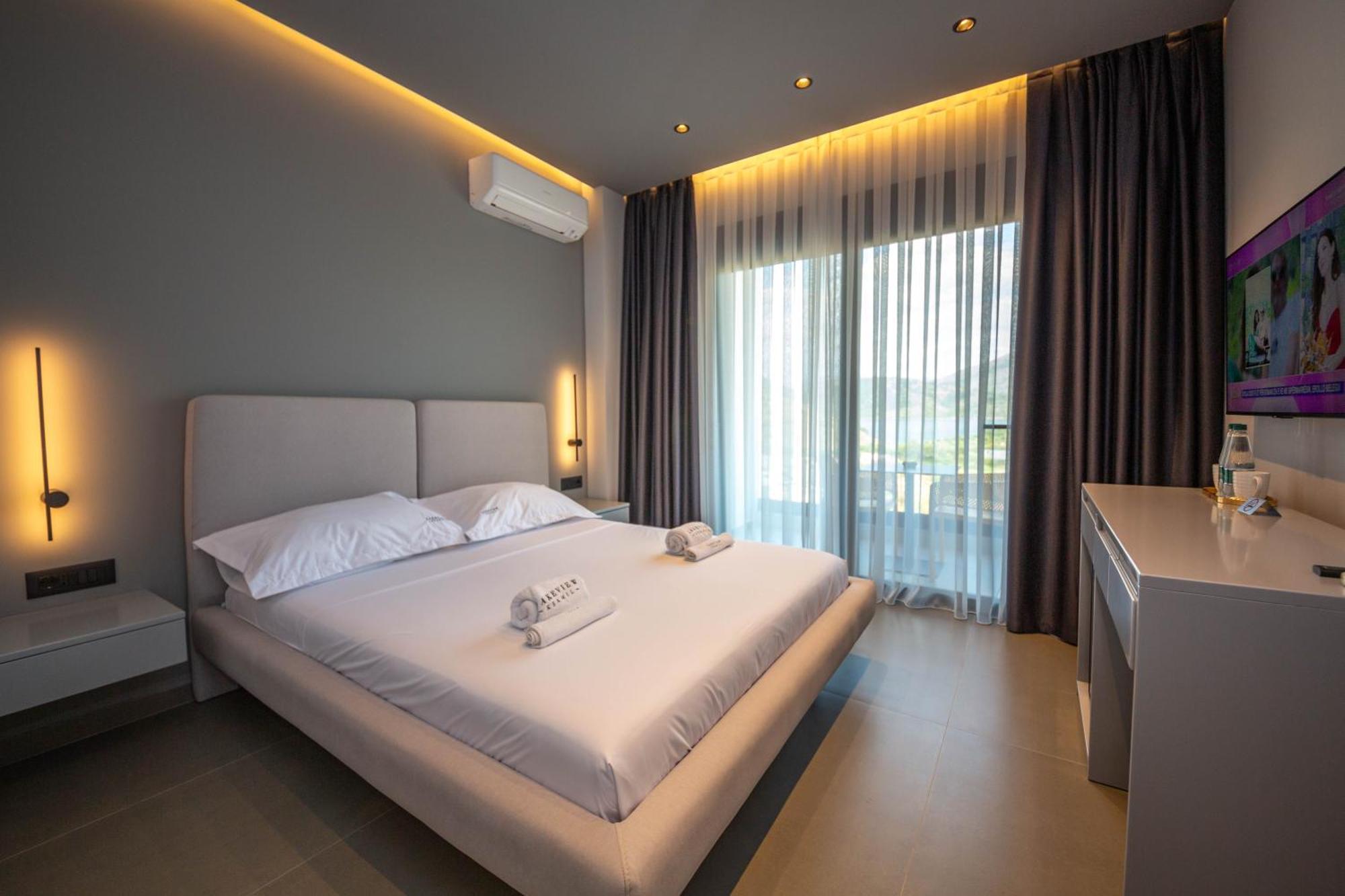 Lake View Rooms Ksamil Eksteriør bilde
